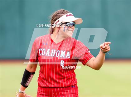 Thumbnail 3 in Grandview vs. Coahoma (UIL 3A Softball Final) photogallery.