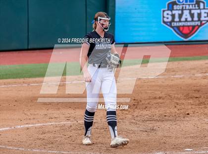 Thumbnail 3 in Grandview vs. Coahoma (UIL 3A Softball Final) photogallery.