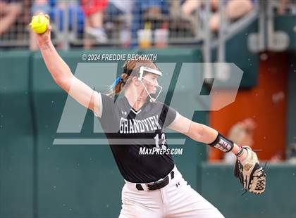 Thumbnail 3 in Grandview vs. Coahoma (UIL 3A Softball Final) photogallery.