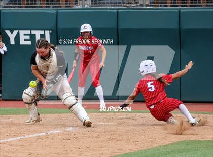 Thumbnail 3 in Grandview vs. Coahoma (UIL 3A Softball Final) photogallery.