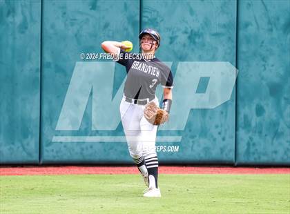 Thumbnail 1 in Grandview vs. Coahoma (UIL 3A Softball Final) photogallery.