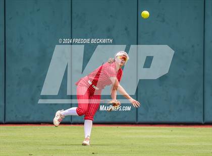 Thumbnail 1 in Grandview vs. Coahoma (UIL 3A Softball Final) photogallery.