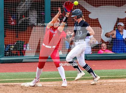 Thumbnail 1 in Grandview vs. Coahoma (UIL 3A Softball Final) photogallery.