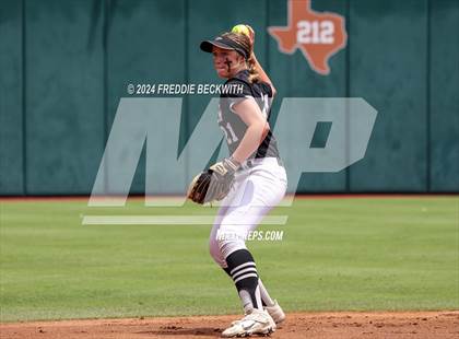 Thumbnail 2 in Grandview vs. Coahoma (UIL 3A Softball Final) photogallery.