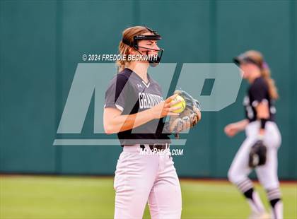 Thumbnail 1 in Grandview vs. Coahoma (UIL 3A Softball Final) photogallery.