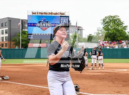 Thumbnail 1 in Grandview vs. Coahoma (UIL 3A Softball Final) photogallery.