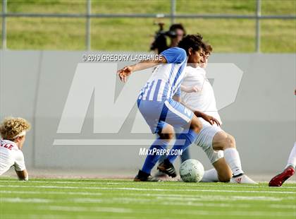 Thumbnail 1 in San Elizario vs Argyle (UIL 4A Regional Semifinal) photogallery.