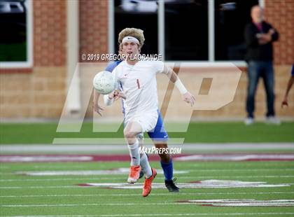 Thumbnail 3 in San Elizario vs Argyle (UIL 4A Regional Semifinal) photogallery.