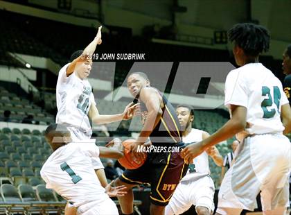 Thumbnail 2 in Kecoughtan vs Booker T. Washington (Iverson Holiday Crossover Showcase) photogallery.