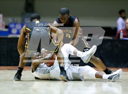 Thumbnail 2 in Kecoughtan vs Booker T. Washington (Iverson Holiday Crossover Showcase) photogallery.