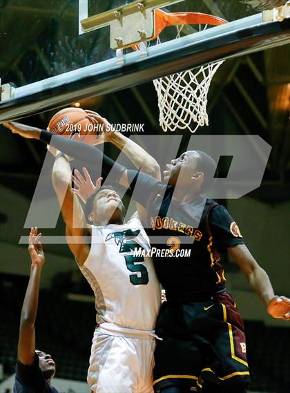 Thumbnail 1 in Kecoughtan vs Booker T. Washington (Iverson Holiday Crossover Showcase) photogallery.