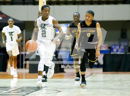 Thumbnail 1 in Kecoughtan vs Booker T. Washington (Iverson Holiday Crossover Showcase) photogallery.