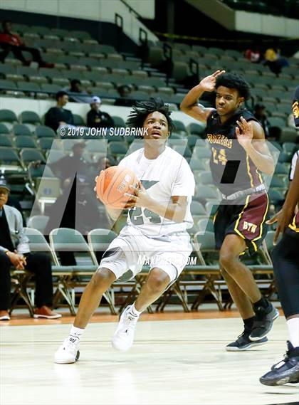 Thumbnail 1 in Kecoughtan vs Booker T. Washington (Iverson Holiday Crossover Showcase) photogallery.