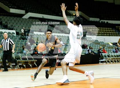 Thumbnail 1 in Kecoughtan vs Booker T. Washington (Iverson Holiday Crossover Showcase) photogallery.