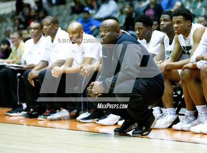 Thumbnail 2 in Kecoughtan vs Booker T. Washington (Iverson Holiday Crossover Showcase) photogallery.