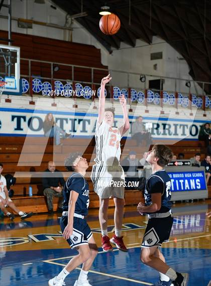 Thumbnail 2 in Loyola vs South Pasadena (San Marino Tournament) photogallery.