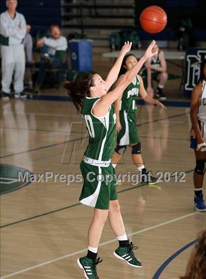 Thumbnail 3 in El Toro vs. Poway (So Cal Holiday Prep Classic) photogallery.