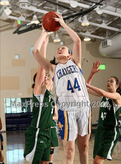 Thumbnail 1 in El Toro vs. Poway (So Cal Holiday Prep Classic) photogallery.