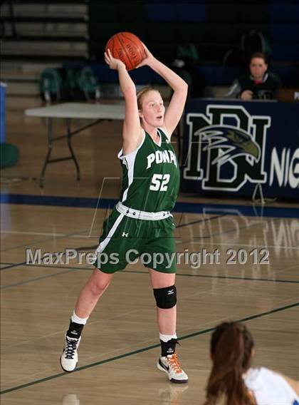 Thumbnail 2 in El Toro vs. Poway (So Cal Holiday Prep Classic) photogallery.