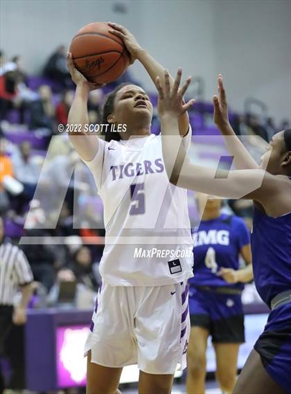 Thumbnail 2 in IMG Academy @ Pickerington Central (OGBR Classic in the City) photogallery.