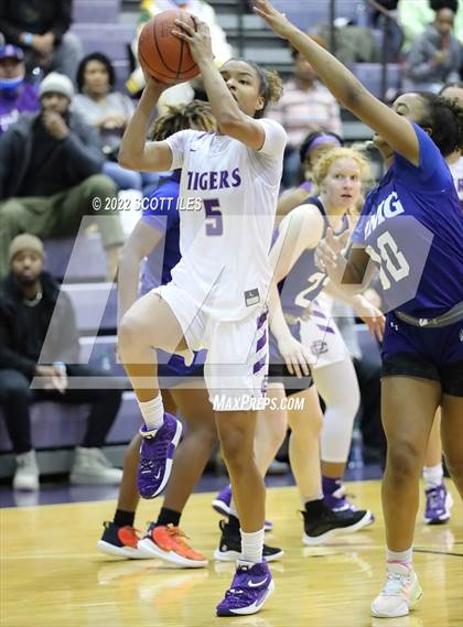 Thumbnail 3 in IMG Academy @ Pickerington Central (OGBR Classic in the City) photogallery.