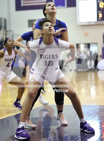 Thumbnail 2 in IMG Academy @ Pickerington Central (OGBR Classic in the City) photogallery.