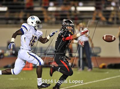 Thumbnail 1 in Glendora vs. Charter Oak photogallery.