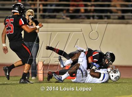 Thumbnail 3 in Glendora vs. Charter Oak photogallery.