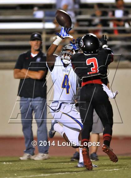Thumbnail 2 in Glendora vs. Charter Oak photogallery.