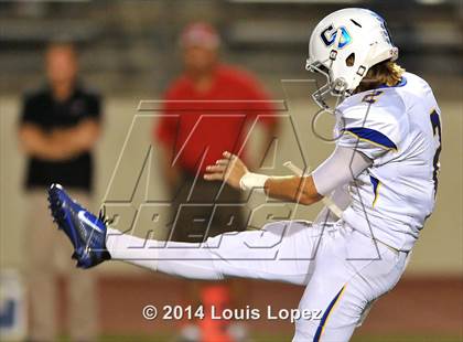 Thumbnail 2 in Glendora vs. Charter Oak photogallery.