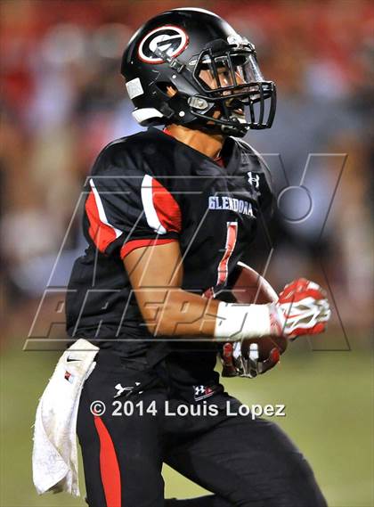 Thumbnail 2 in Glendora vs. Charter Oak photogallery.