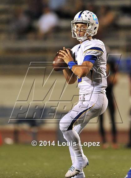Thumbnail 1 in Glendora vs. Charter Oak photogallery.