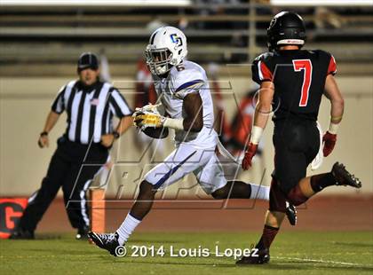 Thumbnail 2 in Glendora vs. Charter Oak photogallery.