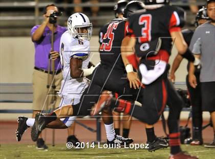 Thumbnail 2 in Glendora vs. Charter Oak photogallery.