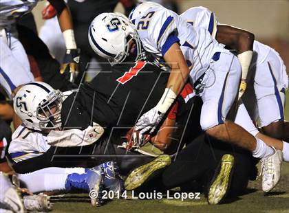 Thumbnail 3 in Glendora vs. Charter Oak photogallery.