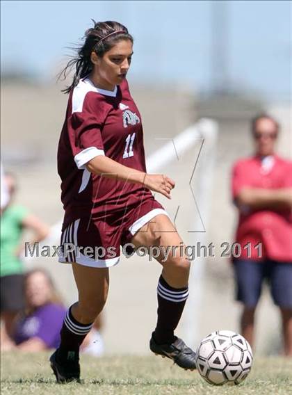 Thumbnail 1 in Father Ryan vs Bearden (Bearden Invitational) photogallery.