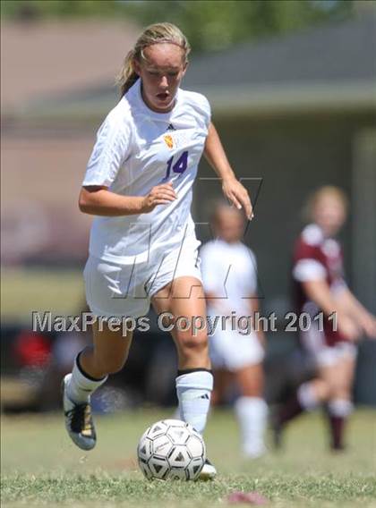 Thumbnail 2 in Father Ryan vs Bearden (Bearden Invitational) photogallery.