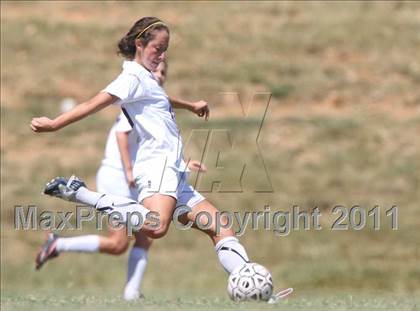 Thumbnail 1 in Father Ryan vs Bearden (Bearden Invitational) photogallery.