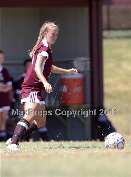 Thumbnail 3 in Father Ryan vs Bearden (Bearden Invitational) photogallery.