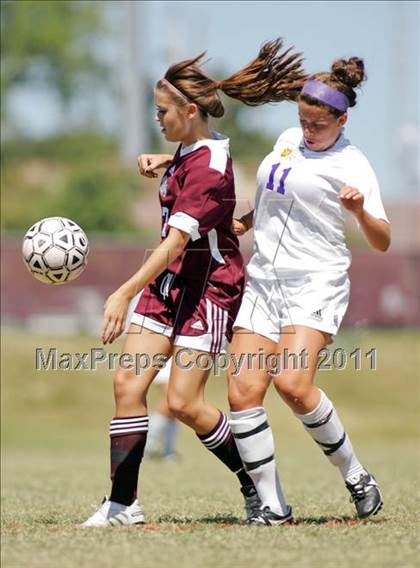 Thumbnail 2 in Father Ryan vs Bearden (Bearden Invitational) photogallery.