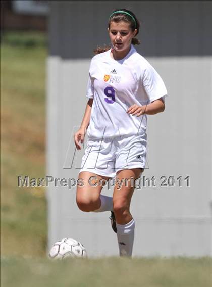 Thumbnail 3 in Father Ryan vs Bearden (Bearden Invitational) photogallery.