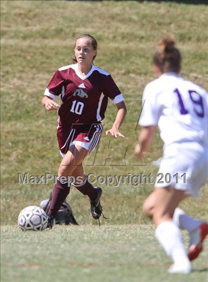 Thumbnail 3 in Father Ryan vs Bearden (Bearden Invitational) photogallery.