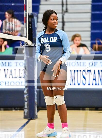 Thumbnail 3 in Valor Christian vs Ralston Valley photogallery.