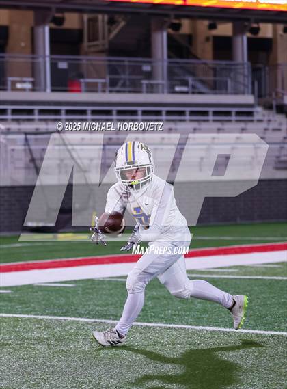 Thumbnail 2 in Leonard @ Gunter (UIL 3A D2 Regional Final) photogallery.