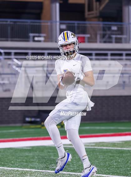 Thumbnail 2 in Leonard @ Gunter (UIL 3A D2 Regional Final) photogallery.