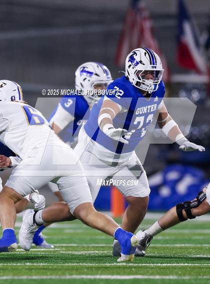 Thumbnail 2 in Leonard @ Gunter (UIL 3A D2 Regional Final) photogallery.