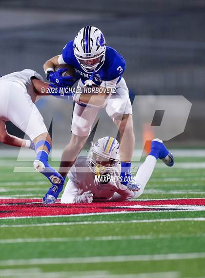 Thumbnail 3 in Leonard @ Gunter (UIL 3A D2 Regional Final) photogallery.