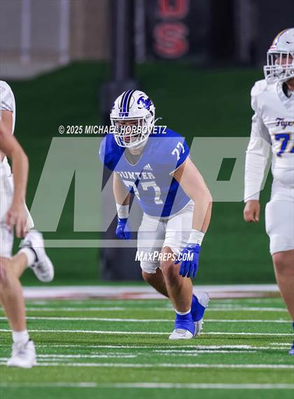 Thumbnail 2 in Leonard @ Gunter (UIL 3A D2 Regional Final) photogallery.