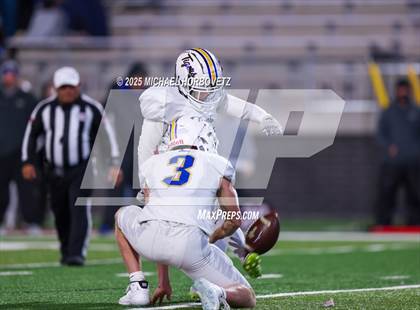 Thumbnail 3 in Leonard @ Gunter (UIL 3A D2 Regional Final) photogallery.