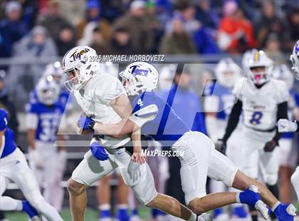 Thumbnail 2 in Leonard @ Gunter (UIL 3A D2 Regional Final) photogallery.